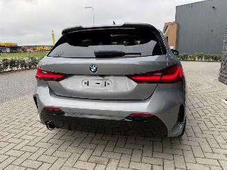 BMW 1-serie M-SPORT FULL OPTIONS! 118i 136PK Steptronic picture 8