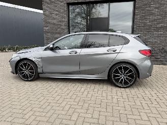 BMW 1-serie M-SPORT FULL OPTIONS! 118i 136PK Steptronic picture 12