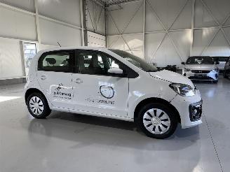 skadebil auto Volkswagen Up! 1.0 MPI 65PK Move-UP! APP CAM ECC 2022/4