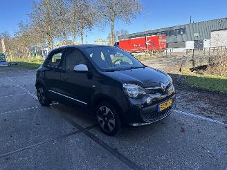 Renault Twingo 2016 Airco! NAP! picture 2