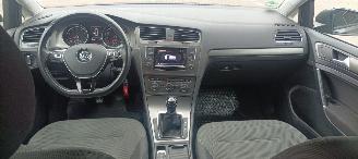 Volkswagen Golf Bj:12-2013 1.2-TSI 105pk Comfortline Climatecontrol CruiseControl Stoelverwarming Lichtautomaat Privacyglas Radio met Infotainment systeem Automatische dimmende binnenspiegel 4xElektrische ramen Elektrische-spiegels met parkeerstand Regensensor Lichtautom picture 15