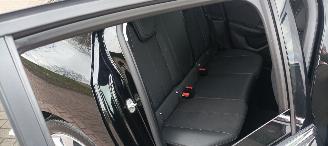 Opel Corsa 1.2 Elegance Full-Led Digitale cockpit Climatecontrol CruiseControl Stoelverwarming stuurwiel met verwarming Achteruitrijcamera parkeersensoren Blindspot Privacyglas Led Mistlampen 16-inch Opel velgen Apple CarPlay Android regensensor Dimmende binnenspieg picture 27