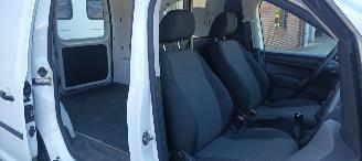 Volkswagen Caddy 2.0-TDI Euro6 75pk Airco Start stop systeem Elektrische ramen Elektrische-spiegels met verwarming Centrale vergrendeling met afstandsbediening Stoffen bekleding Tussenwand met glas Achteruitrijspiegel Laadvloer orgineel vw hout Antislip rubberen mat in  l picture 11