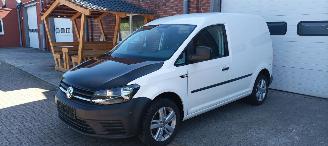 dommages fourgonnettes/vécules utilitaires Volkswagen Caddy 2.0-TDI Euro6 75pk Airco Start stop systeem Elektrische ramen Elektrische-spiegels met verwarming Centrale vergrendeling met afstandsbediening Stoffen bekleding Tussenwand met glas Achteruitrijspiegel Laadvloer orgineel vw hout Antislip rubberen mat in  l 2016/2