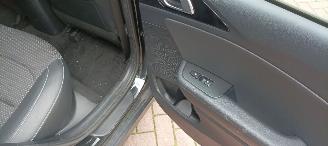 Kia Ceed 1.6-CRDI 136pk Ceed Sportswagon Spirit Navi JBL-sound systeem Camera Leder Sportstoelen Memory Full-Led koplampen Led achterlichten Elektrische achterklep Keyless-entry Climatecontrol CruiseControl 4xStoelverwarming Blindspot Automatisch inparkeren chrome picture 24