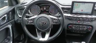 Kia Ceed 1.6-CRDI 136pk Ceed Sportswagon Spirit Navi JBL-sound systeem Camera Leder Sportstoelen Memory Full-Led koplampen Led achterlichten Elektrische achterklep Keyless-entry Climatecontrol CruiseControl 4xStoelverwarming Blindspot Automatisch inparkeren chrome picture 31