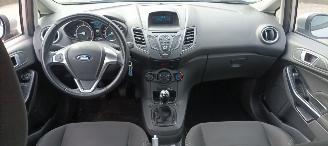 Ford Fiesta 1.5-TDCI airco Stoelverwarming leren stuurwiel led verlichting elektrische inklapbare buitenspiegels met verwarming Centrale vergrendeling met afstandsbediening Parkeersensoren voor en achter picture 24