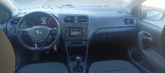 Volkswagen Polo 1.4-TDI Euro-6 Climatecontrol Stoelverwarming Regensensor leren stuurwiel mistlampen Elektrische ramen Elektrische-spiegels met verwarming Centrale vergrendeling met afstandsbediening Start-Stop systeem 15-inch velgen picture 12