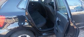 Volkswagen Polo 1.4-TDI Euro-6 Climatecontrol Stoelverwarming Regensensor leren stuurwiel mistlampen Elektrische ramen Elektrische-spiegels met verwarming Centrale vergrendeling met afstandsbediening Start-Stop systeem 15-inch velgen picture 18