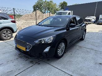 skadebil auto Ford Focus 1.0 Ecoboost Titanium X Business-AUTOMAAT-NAVI-PDC 2022/1
