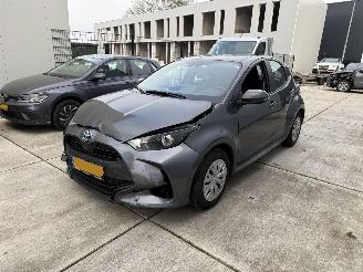 Avarii autoturisme Toyota Yaris 1.5 HYBRID 141 PK-CAMERA-NAVI-PDC 2024/1