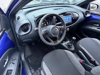 Toyota Aygo X 1.0 VVT-i MT PLAY -AIRCO-PDC picture 3