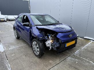 Toyota Aygo X 1.0 VVT-i MT PLAY -AIRCO-PDC picture 2