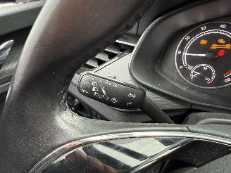 Skoda Kamiq 1.0 TSI Active -CLIMA-NAVI-PDC picture 15