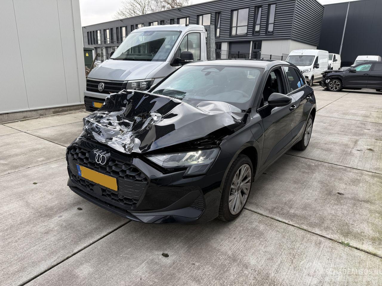 Audi A3 40 TFSI e Prp Line PHEV -NAVI-CLIMA-PDC