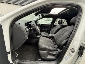 Volkswagen T-Roc 1.5 TSI R-Line DSG-PANO-CAMERA-KEYLESS-VIRTUAL picture 8