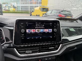 Volkswagen T-Roc 1.5 TSI R-Line DSG-PANO-CAMERA-KEYLESS-VIRTUAL picture 18