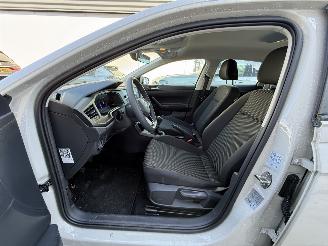 Volkswagen Polo 1.0 MPI 80 PK-CRUISE-PDC-APP picture 8