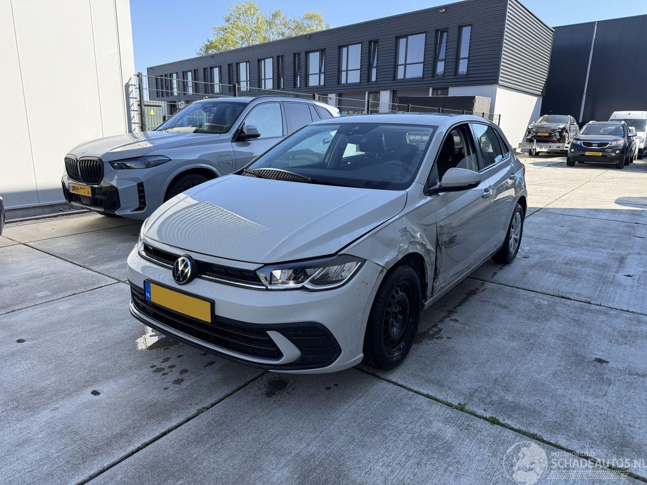 Volkswagen Polo 1.0 MPI 80 PK-CRUISE-PDC-APP