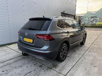 Volkswagen Tiguan 1.5 TSI DSG ALLSPACE 150 PK-PDC-NAVI-CRUISE picture 5