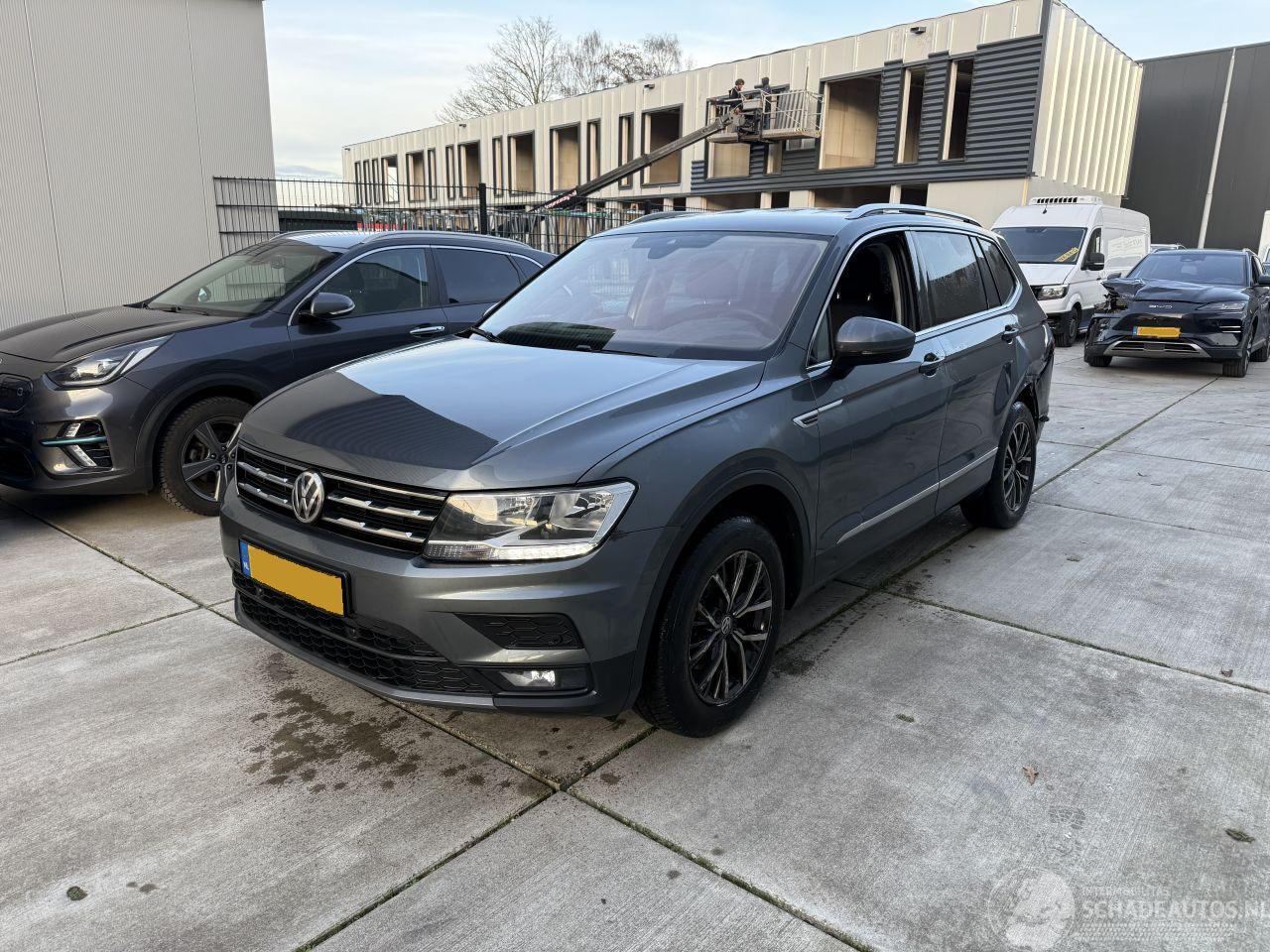 Volkswagen Tiguan 1.5 TSI DSG ALLSPACE 150 PK-PDC-NAVI-CRUISE