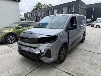 Opel Combo 1.5 BlueHDi 130 S&S L2 AUTOMAAT - CAMERA - 131PK - LED picture 2