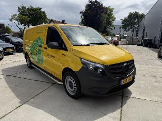krockskadad bil bedrijf Mercedes eVito Extra Lang 41 kWh CAMERA - STOELVERW 2021/3