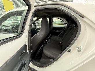 Toyota Aygo X -1.0 VVT-iMT Play -CAMERA-NAVI picture 9