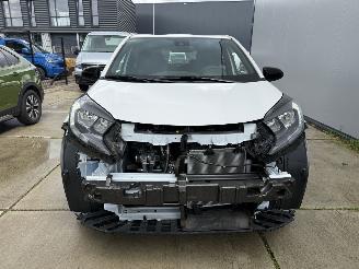 Toyota Aygo X -1.0 VVT-iMT Play -CAMERA-NAVI picture 12