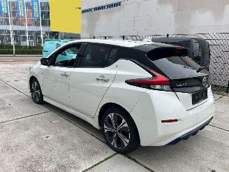 Nissan Leaf CONNECTA 40 kWh-CAMERA-PDC-NAVI-STOELVERWARMING picture 3