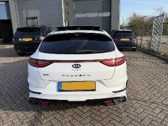 Kia Proceed 1.6 T-Gdi GT 204Pk Automaat Pano Jbl picture 2