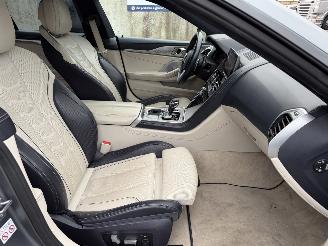 BMW 8-serie M850I XDRIVE 530Pk High Executive Pano Bowers&Wilkens Sfeerverlichting picture 12