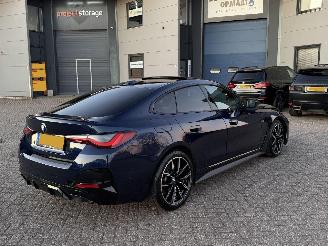 Damaged car BMW 4-serie M440i Xdrive 374Pk NAP Nederlandse Auto Kuipstoelen Schuifdak Harman Kardon 2022/2