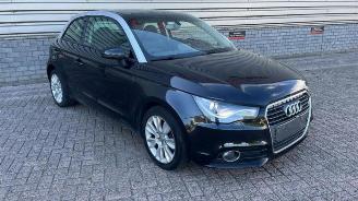 Auto da rottamare Audi A1 A1 (8X1/8XK), Hatchback 3-drs, 2010 / 2018 1.6 TDI 16V 2013