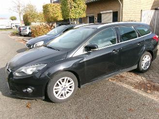 Avarii autoturisme Ford Focus TITANIUM CLIMA NAVI 2013/3