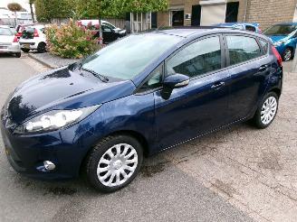krockskadad bil auto Ford Fiesta 1.25 TITANIUM 5 DEURS AIRCO 2012/9
