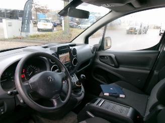 Peugeot Partner 1.6 HDI 75 PREMIUM PACK AIRCO NAVI picture 17