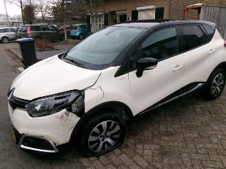  Renault Captur TCE LIMITED CLIMA NAVI 2017/4