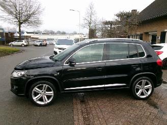 Volkswagen Tiguan 1.4 TSI SPORT &STYLE R-LINE EDITION picture 2
