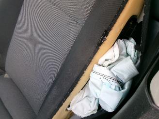 Volkswagen Caddy 2.0 TDI HIGHLINE picture 15