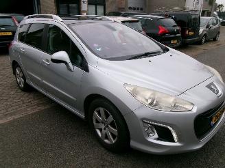 Peugeot 308 1.6 I ACTIVE CLIMA PANO LPG ONDERBOUW picture 4