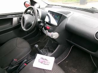 Peugeot 107 1.0 ACTIVE AIRCO 5 DEURS GEEN SCHADE picture 9