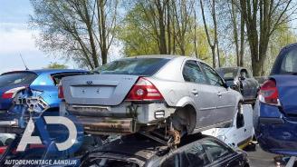 Démontage voiture Ford Mondeo Mondeo III, Hatchback, 2000 / 2007 1.8 16V 2006