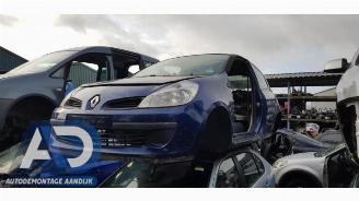 Salvage car Renault Clio Clio III (BR/CR), Hatchback, 2005 / 2014 1.4 16V 2008