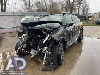 Salvage car Citroën C4 cactus C4 Cactus (0B/0P), Hatchback 5-drs, 2014 1.2 PureTech 82 12V 2015/8