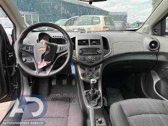 Chevrolet Aveo Aveo (300), Hatchback, 2006 / 2015 1.2 16V picture 12