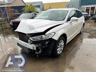 rozbiórka samochody osobowe Ford Mondeo Mondeo V Wagon, Combi, 2014 / 2022 2.0 TDCi 150 16V 2019