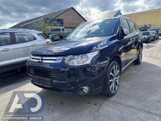 Vrakbiler auto Mitsubishi Outlander Outlander (GF/GG), SUV, 2012 / 2022 2.0 16V 4x2 2014