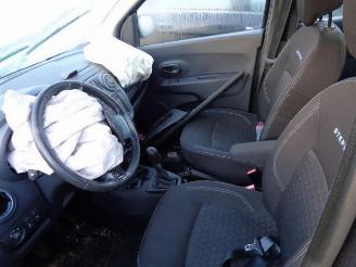 Dacia Lodgy 1.2 TCE   STEPWAY picture 11