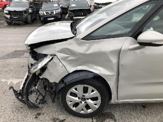 Citroën C4-picasso FEEL 1.2 TURBO picture 16